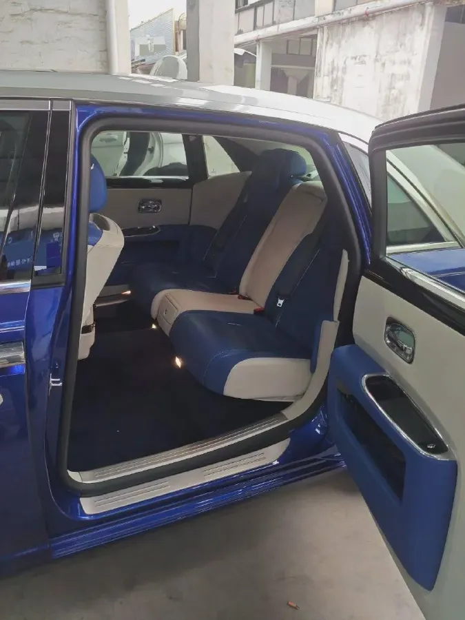 2015 Rolls-Royce Ghost 6.6T 571HP V12 8AT,autocango,china used car exporter,china ev exporter,chinese used car exporter,chinese used ev exporter