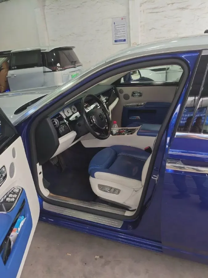 2015 Rolls-Royce Ghost 6.6T 571HP V12 8AT,autocango,china used car exporter,china ev exporter,chinese used car exporter,chinese used ev exporter