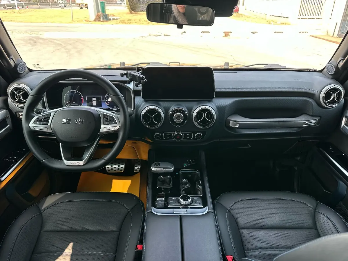 2023 Beijing BJ40 2.0T 224HP L4 8AT,autocango,china used car exporter,china ev exporter,chinese used car exporter,chinese used ev exporter