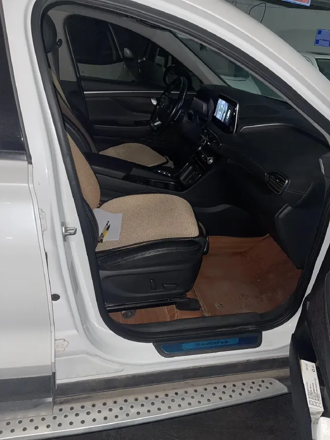2019 Hyundai Santafe 2.0T 230HP L4 8AT,autocango,china used car exporter,china ev exporter,chinese used car exporter,chinese used ev exporter