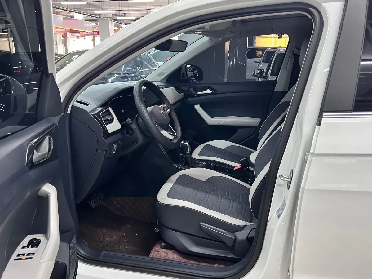 2026 Volkswagen Tharu 1.5L 110HP L4 6AT,autocango,china used car exporter,china ev exporter,chinese used car exporter,chinese used ev exporter