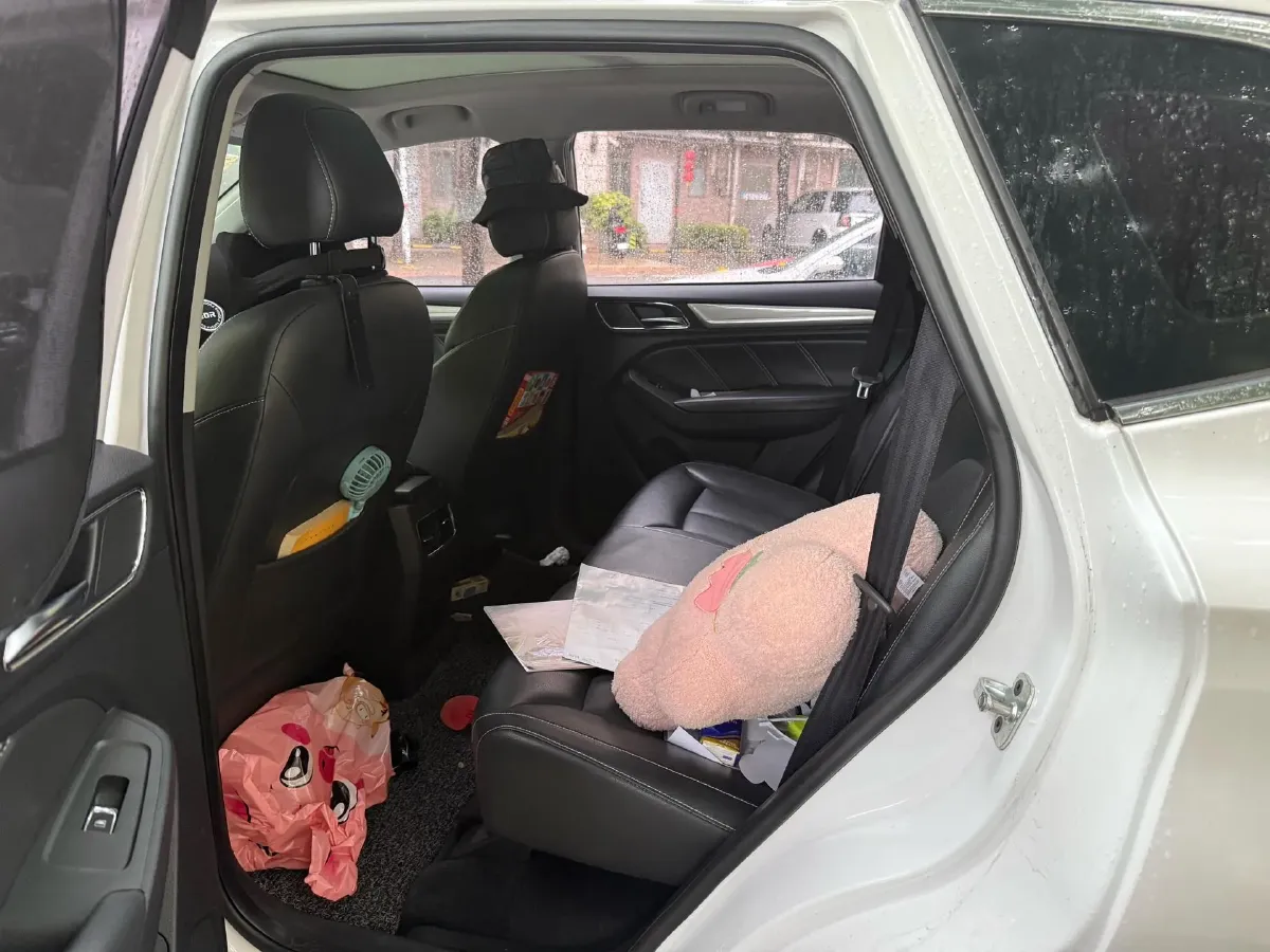 2017 Roewe RX5 1.5T 169HP L4 2AT PHEV 12KWH,autocango,china used car exporter,china ev exporter,chinese used car exporter,chinese used ev exporter