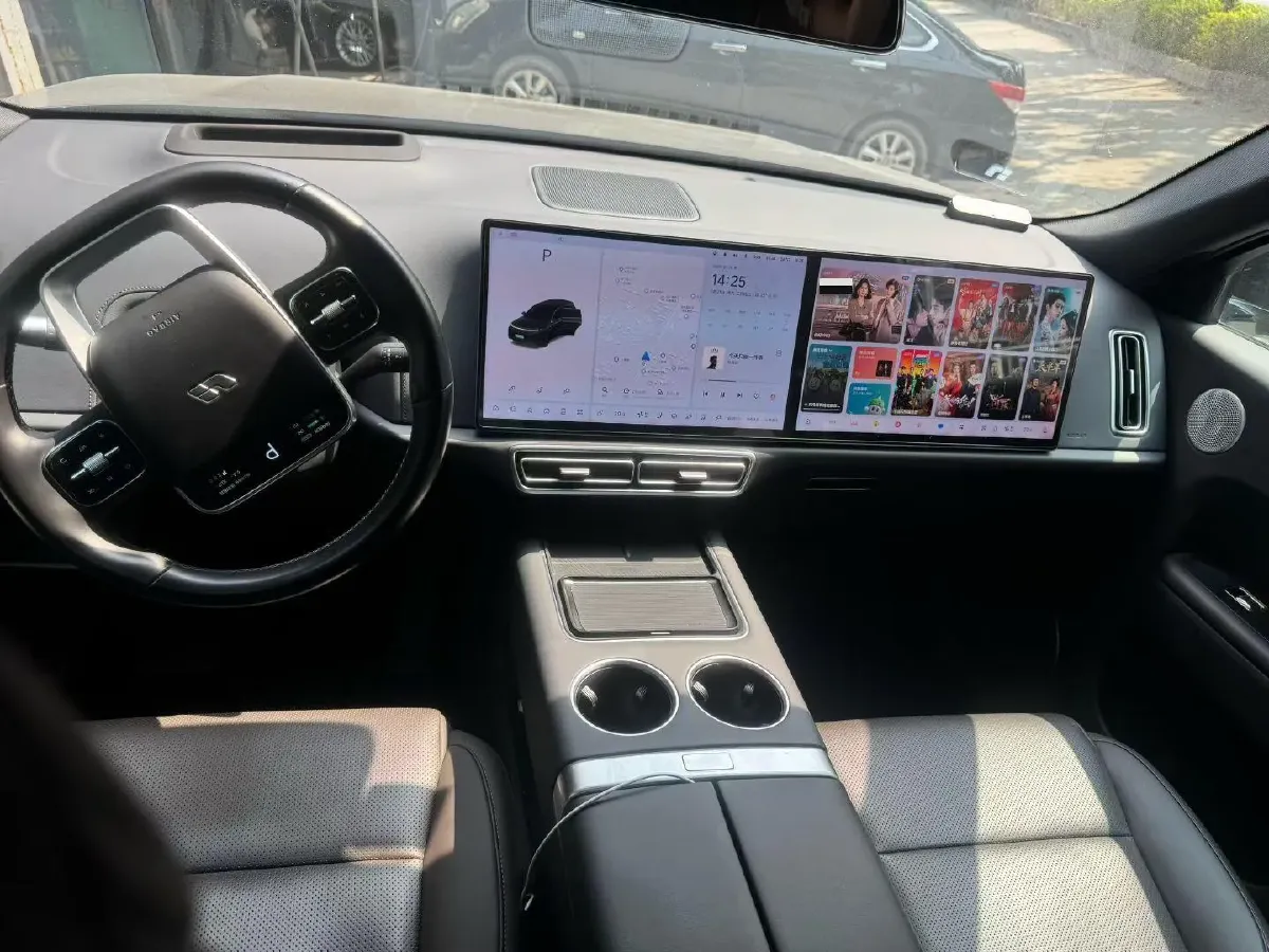 2023 Li L8 Range Extended 154HP REEV 40.9KWH,autocango,china used car exporter,china ev exporter,chinese used car exporter,chinese used ev exporter