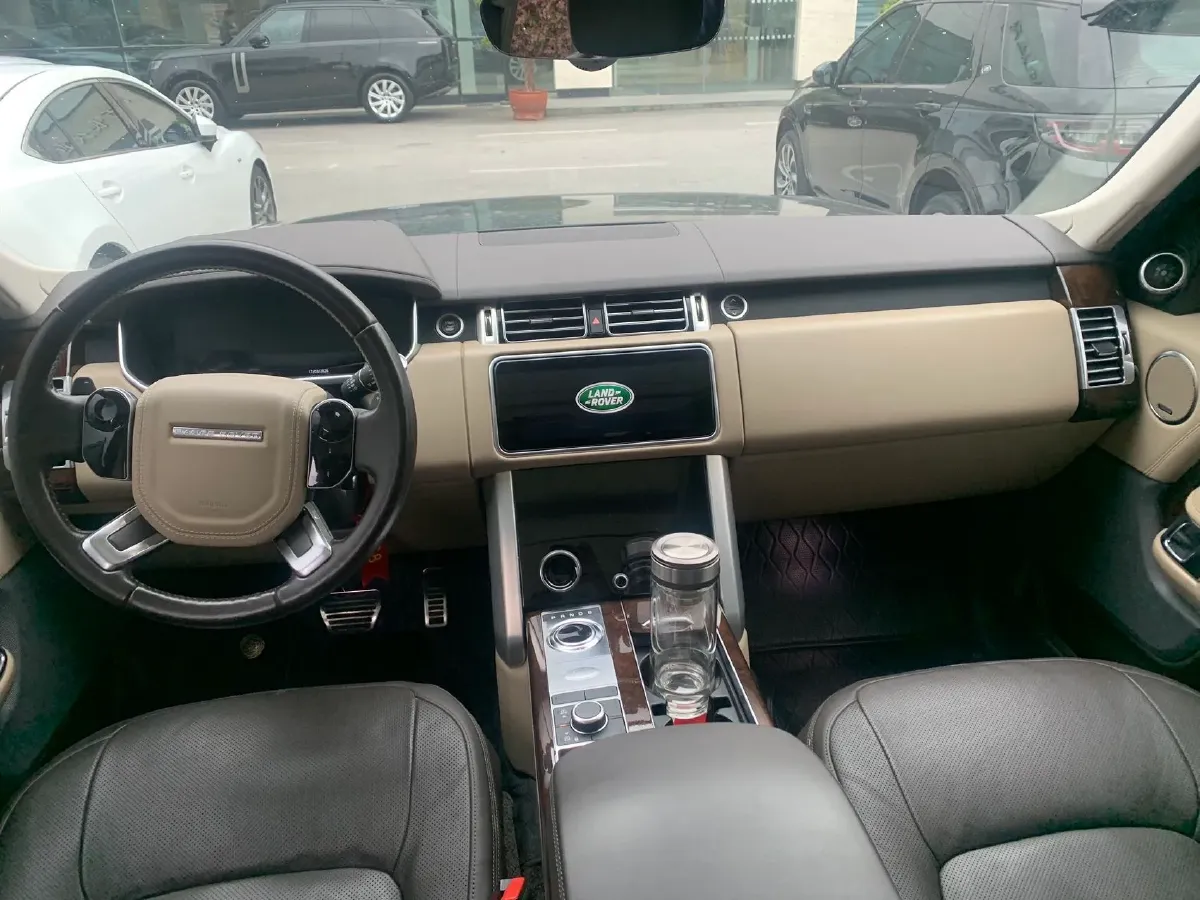 2021 Land Rover Range Rover 3.0T 360HP L6 8AT,autocango,china used car exporter,china ev exporter,chinese used car exporter,chinese used ev exporter