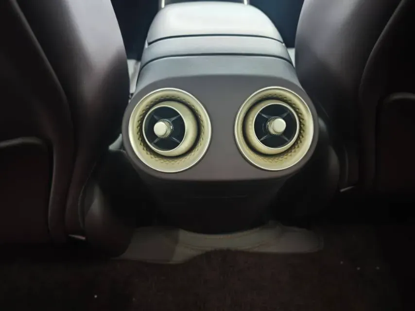 2025 Avatr 11 BEV,autocango,china used car exporter,china ev exporter,chinese used car exporter,chinese used ev exporter