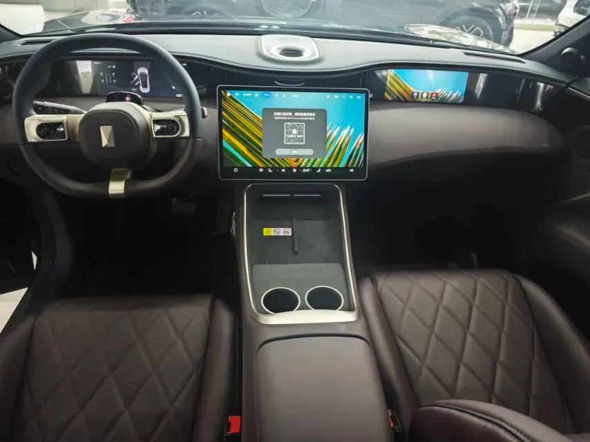 2025 Avatr 11 BEV,autocango,china used car exporter,china ev exporter,chinese used car exporter,chinese used ev exporter