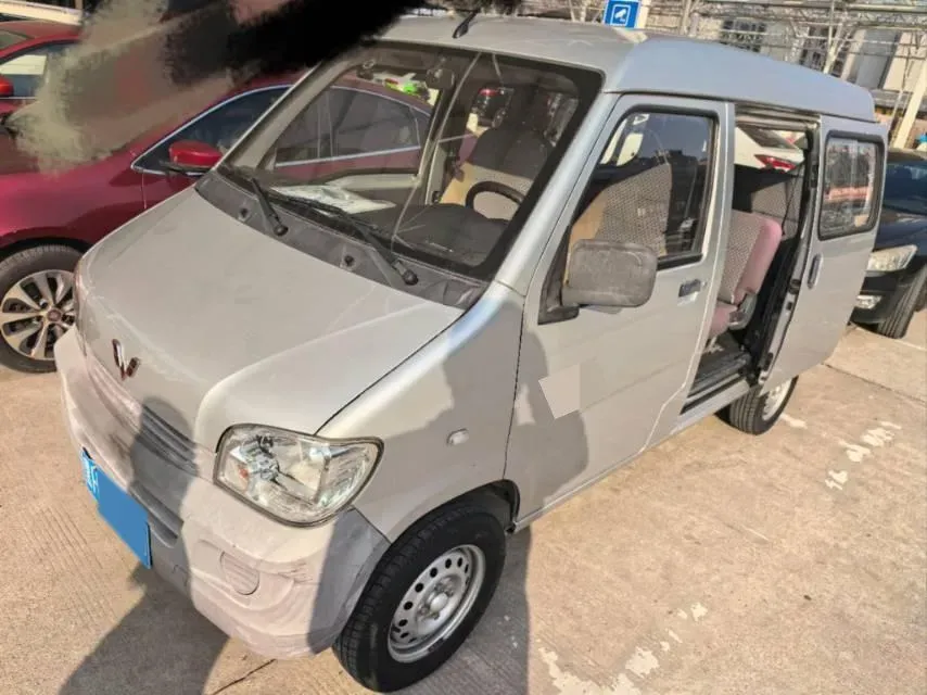 2019 WuLing ZhiGuang 1.2L 82HP L4 5MT,autocango,china used car exporter,china ev exporter,chinese used car exporter,chinese used ev exporter