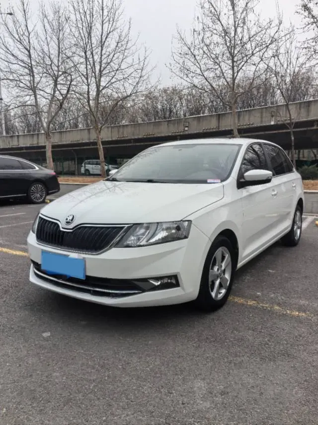 2019 Skoda Rapid Spaceback 1.5L 110HP L4 6AT,autocango,china used car exporter,china ev exporter,chinese used car exporter,chinese used ev exporter