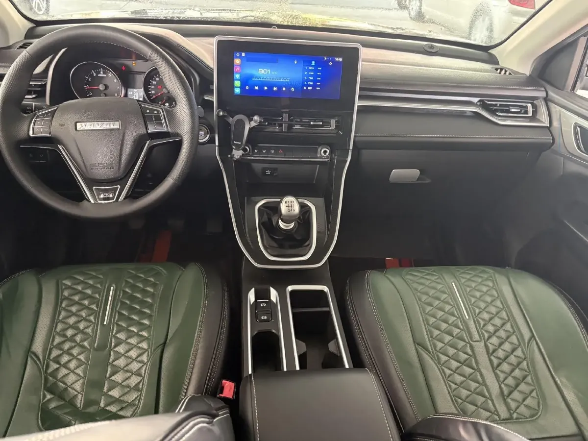 2021 Haval M6 1.5T 150HP L4 6MT,autocango,china used car exporter,china ev exporter,chinese used car exporter,chinese used ev exporter