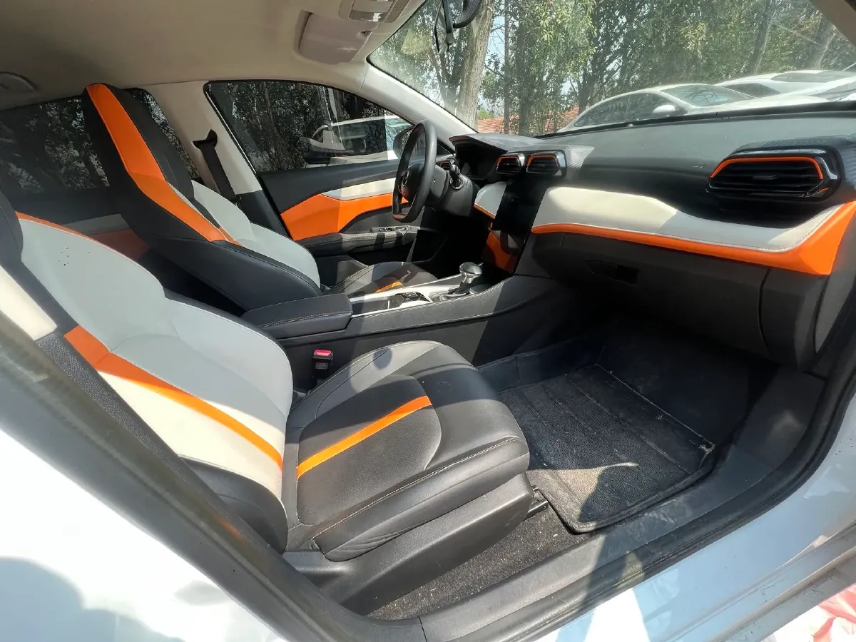 2023 DongFeng Aeolus YiXuan 1.5L 125HP L4 6DCT,autocango,china used car exporter,china ev exporter,chinese used car exporter,chinese used ev exporter