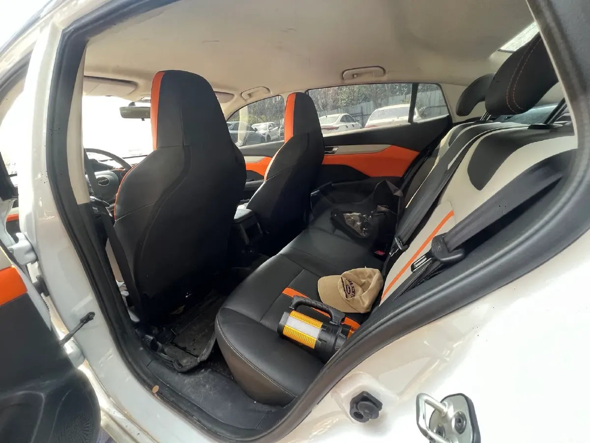 2023 DongFeng Aeolus YiXuan 1.5L 125HP L4 6DCT,autocango,china used car exporter,china ev exporter,chinese used car exporter,chinese used ev exporter