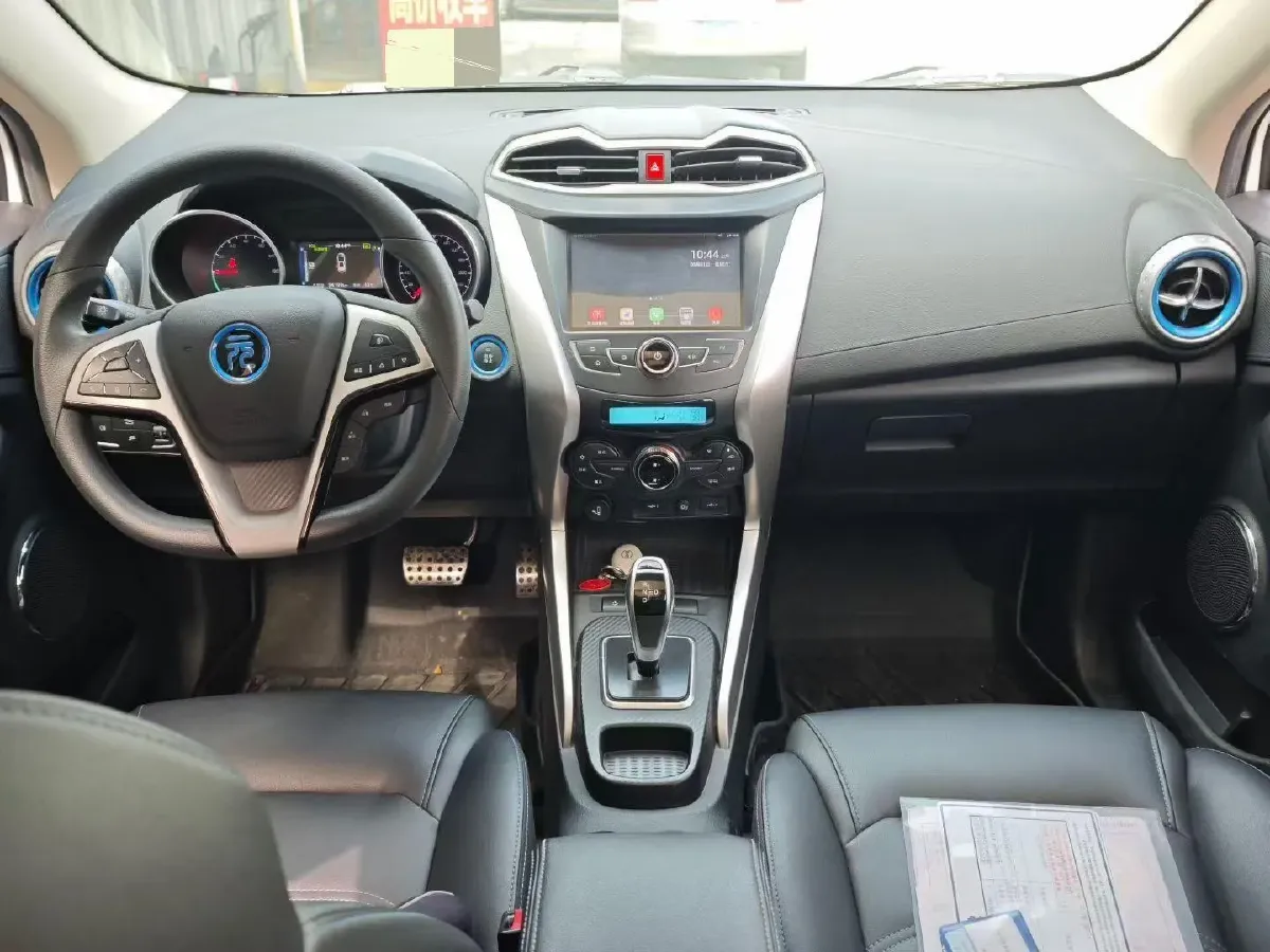 2018 BYD Yuan BEV 42KWH,autocango,china used car exporter,china ev exporter,chinese used car exporter,chinese used ev exporter