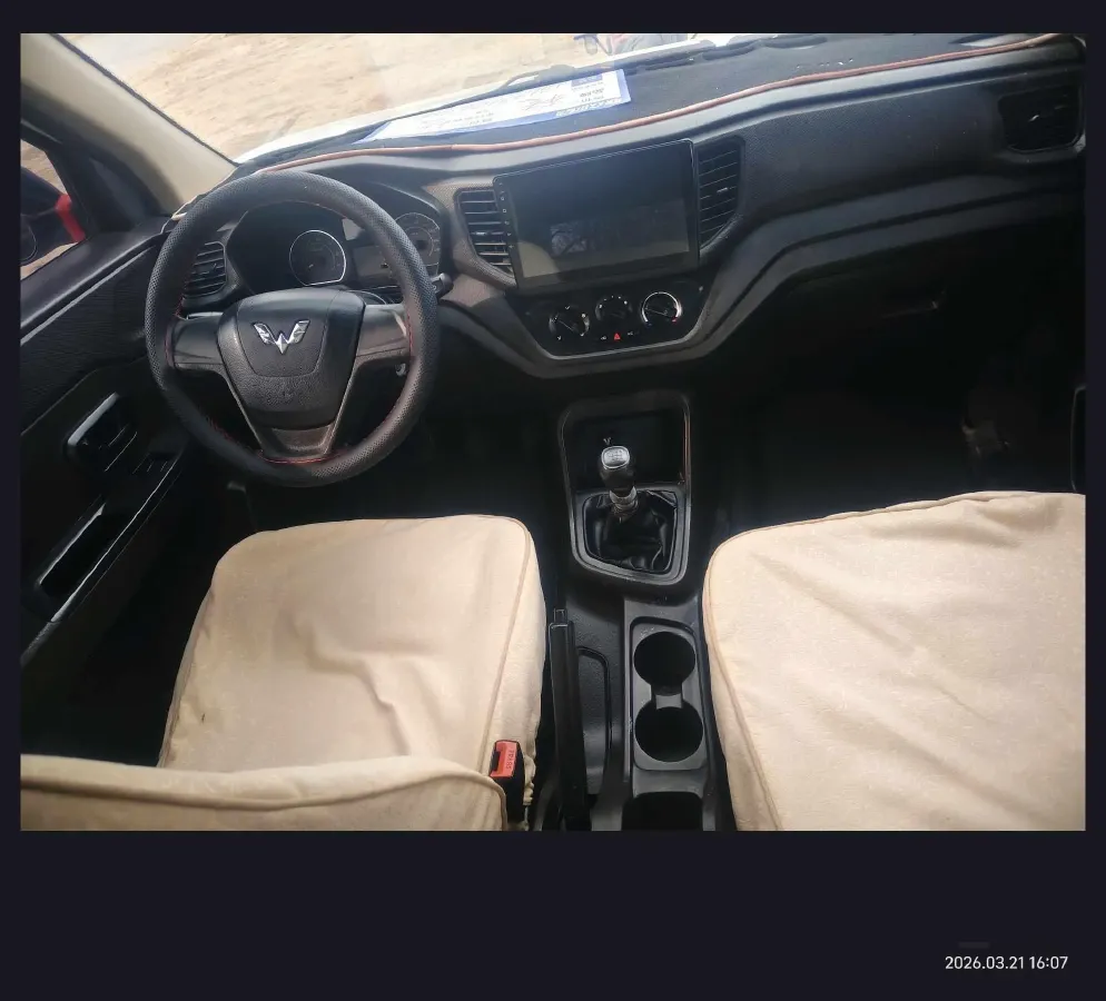 2019 WuLing HongGuang V 1.5L 105HP L4 5MT,autocango,china used car exporter,china ev exporter,chinese used car exporter,chinese used ev exporter