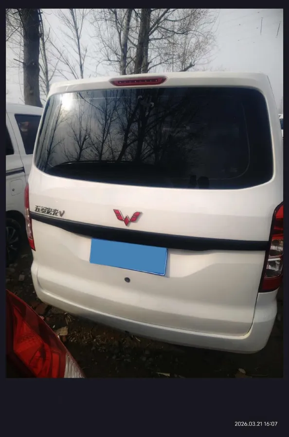 2019 WuLing HongGuang V 1.5L 105HP L4 5MT,autocango,china used car exporter,china ev exporter,chinese used car exporter,chinese used ev exporter