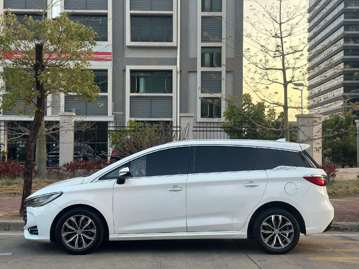 2019 BYD Song MAX 1.5T 154HP L4 6DCT,autocango,china used car exporter,china ev exporter,chinese used car exporter,chinese used ev exporter