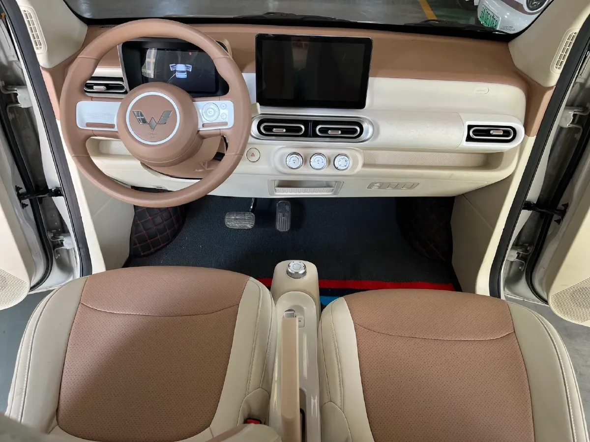 2024 WuLing HongGuang MINI EV BEV 17.3KWH,autocango,china used car exporter,china ev exporter,chinese used car exporter,chinese used ev exporter