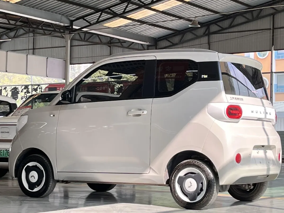 2024 WuLing HongGuang MINI EV BEV 17.3KWH,autocango,china used car exporter,china ev exporter,chinese used car exporter,chinese used ev exporter