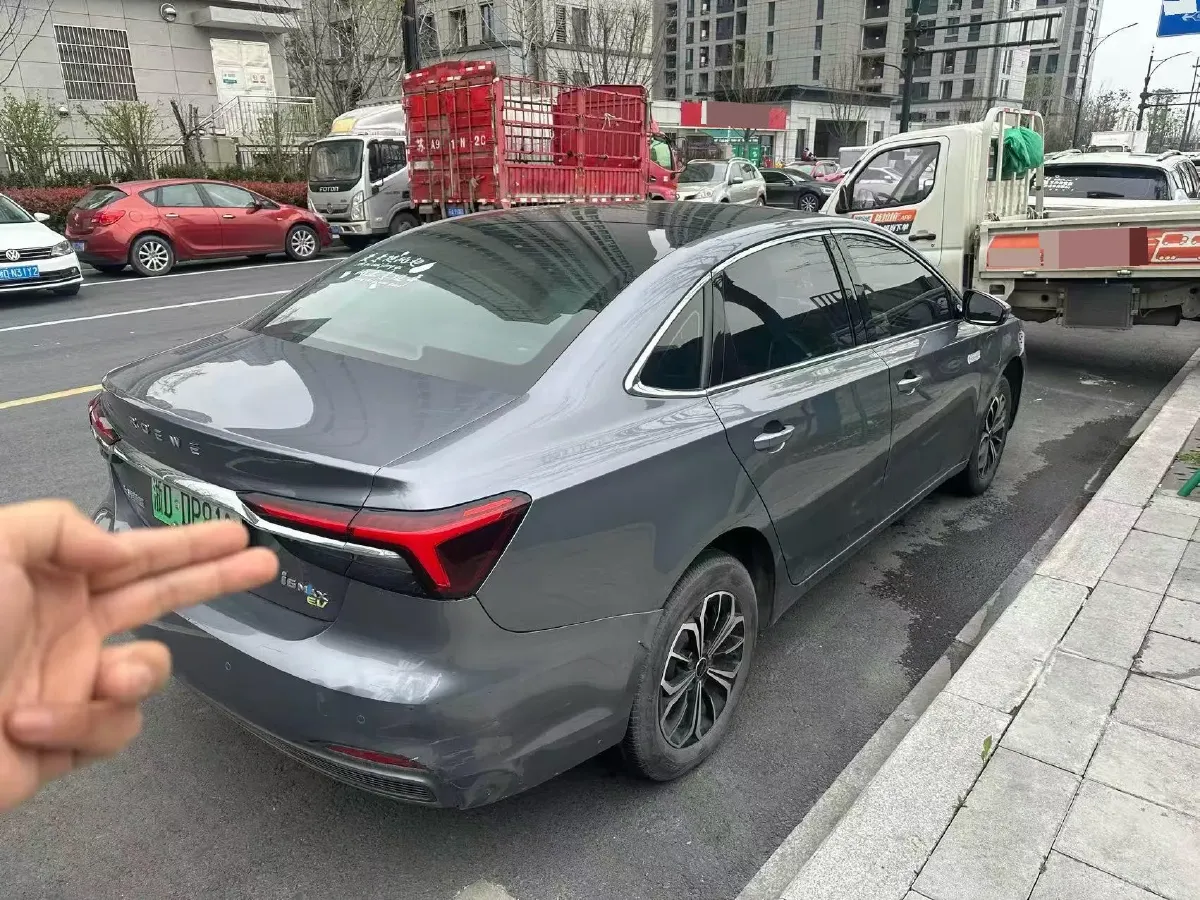 2023 Roewe i6 MAX BEV 61.1KWH,autocango,china used car exporter,china ev exporter,chinese used car exporter,chinese used ev exporter