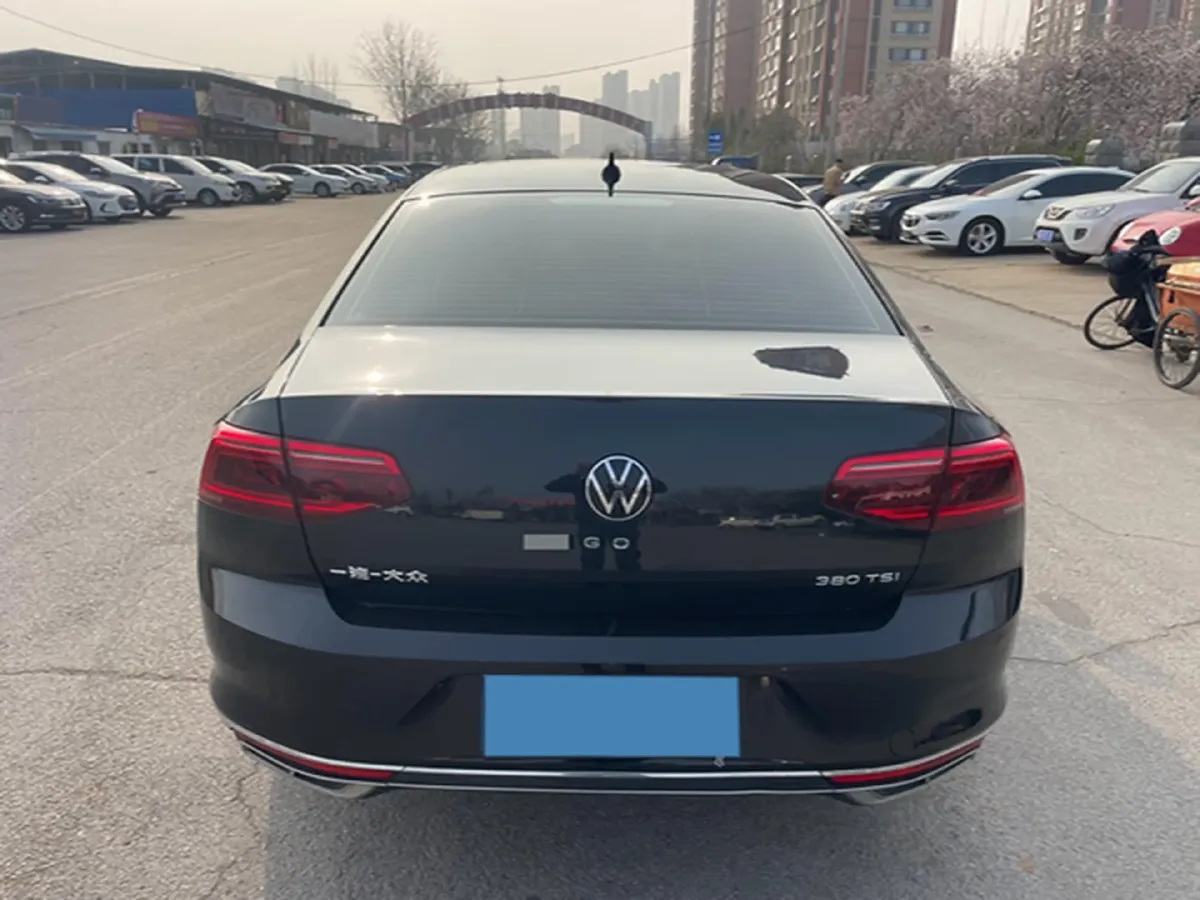 2021 Volkswagen Magotan 2.0T 186HP L4 7DCT,autocango,china used car exporter,china ev exporter,chinese used car exporter,chinese used ev exporter