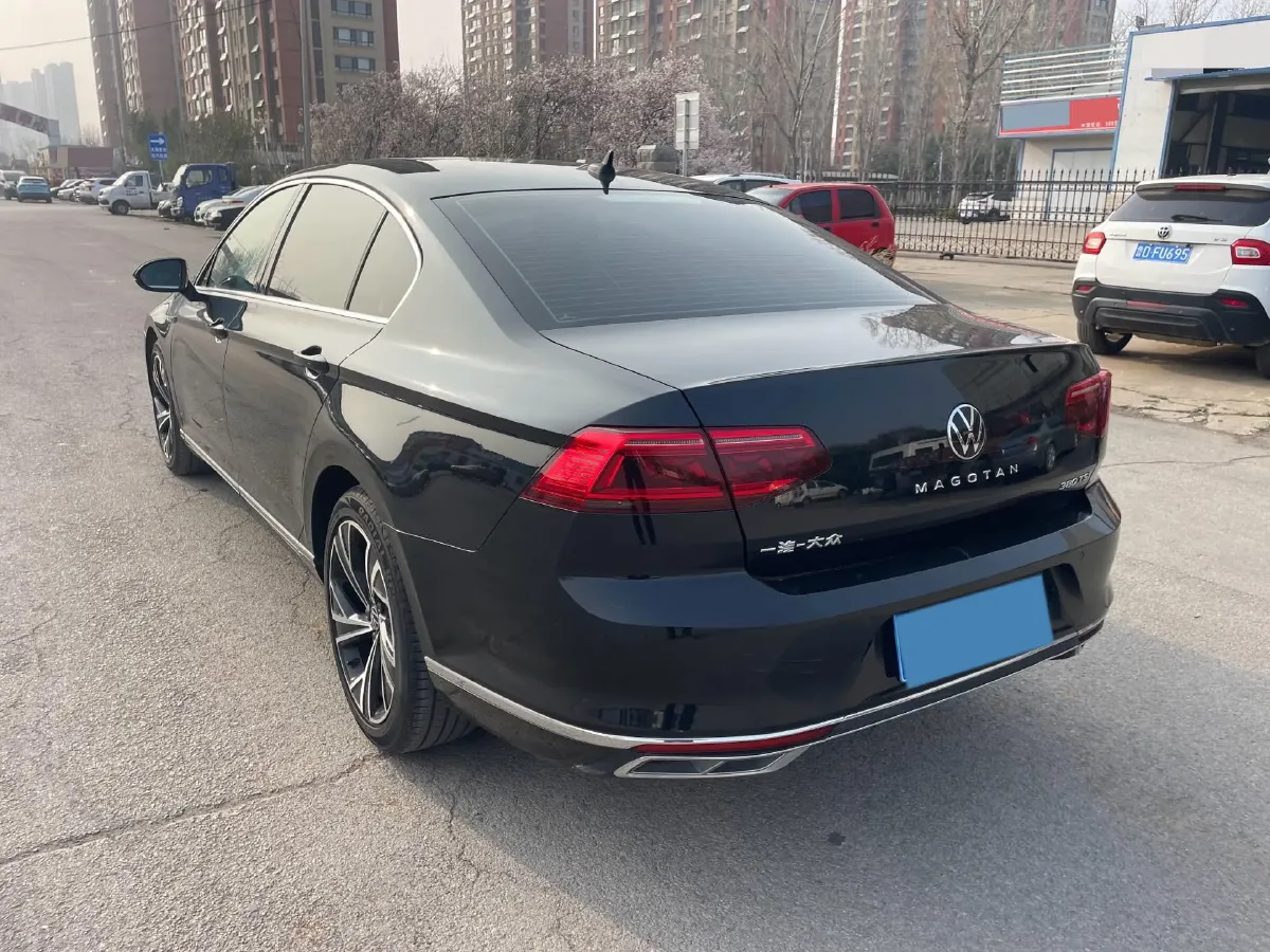 2021 Volkswagen Magotan 2.0T 186HP L4 7DCT,autocango,china used car exporter,china ev exporter,chinese used car exporter,chinese used ev exporter