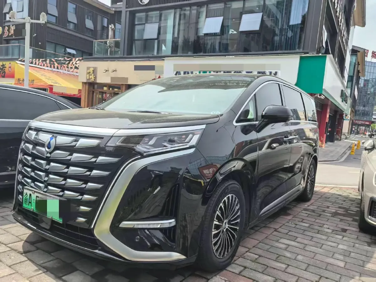 2024 Denza D9 1.5T 139HP L4 E-CVT PHEV 40KWH,autocango,china used car exporter,china ev exporter,chinese used car exporter,chinese used ev exporter