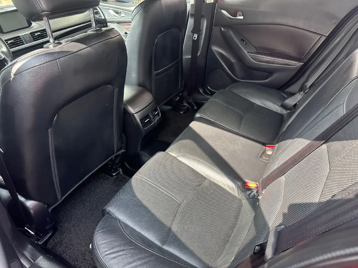 2019 Mazda 3 Axela 2.0L 158HP L4 6AT,autocango,china used car exporter,china ev exporter,chinese used car exporter,chinese used ev exporter