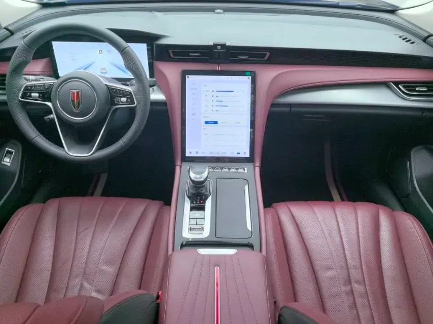 2024 HongQi H5 2.0T 224HP L4 8AT,autocango,china used car exporter,china ev exporter,chinese used car exporter,chinese used ev exporter