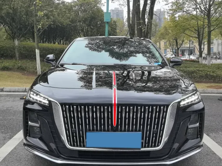 2024 HongQi H5 2.0T 224HP L4 8AT,autocango,china used car exporter,china ev exporter,chinese used car exporter,chinese used ev exporter