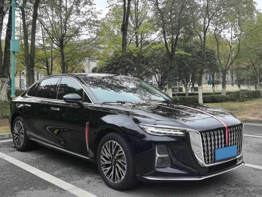 2024 HongQi H5 2.0T 224HP L4 8AT,autocango,china used car exporter,china ev exporter,chinese used car exporter,chinese used ev exporter