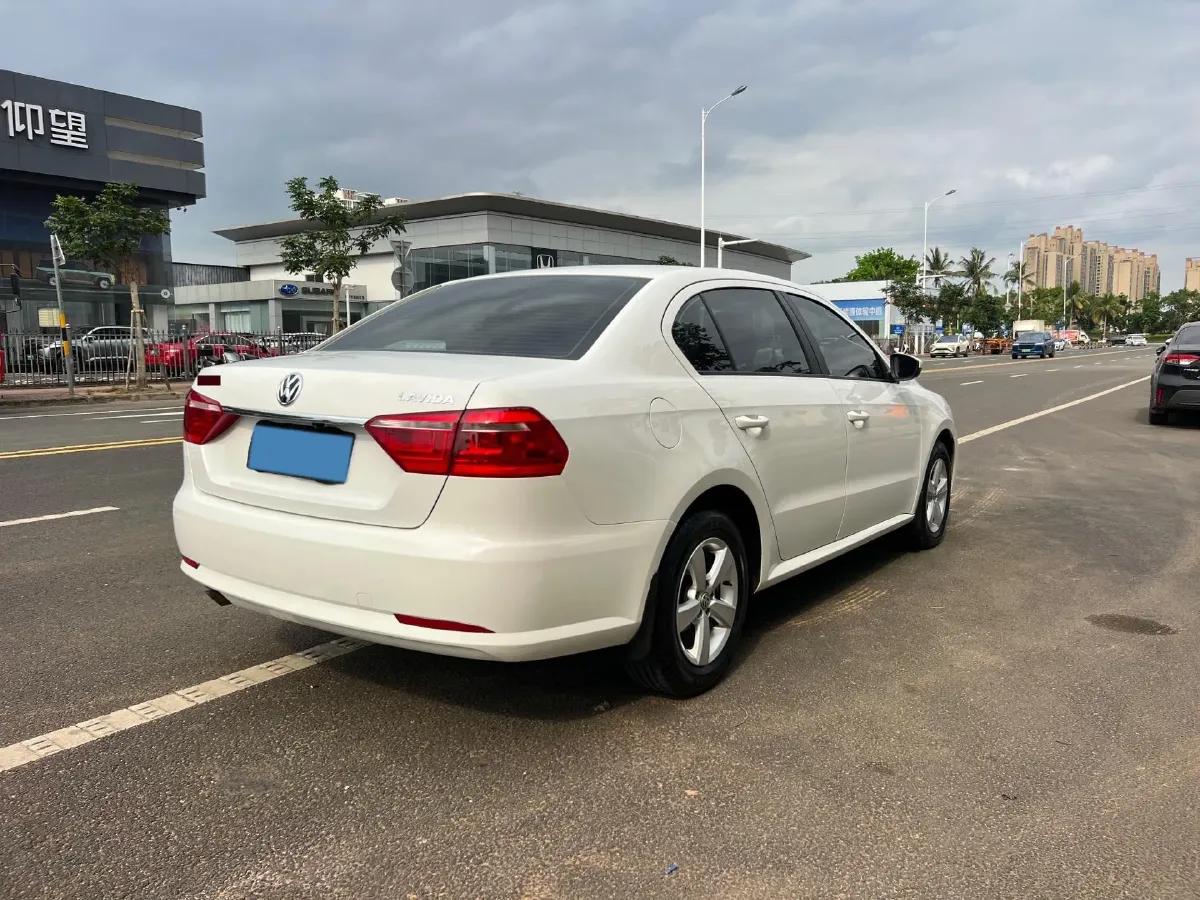 2017 Volkswagen Lavida 1.6L 110HP L4 6AT,autocango,china used car exporter,china ev exporter,chinese used car exporter,chinese used ev exporter