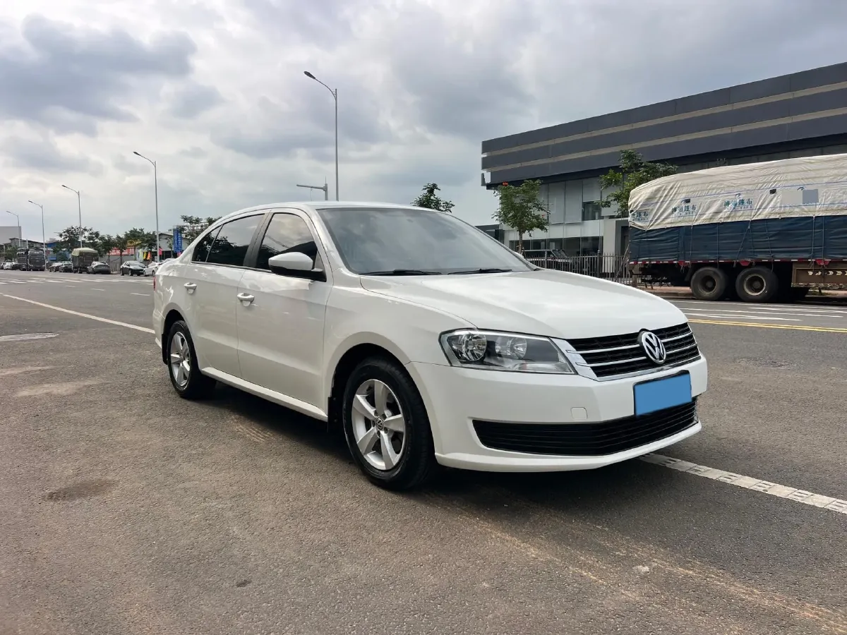 2017 Volkswagen Lavida 1.6L 110HP L4 6AT,autocango,china used car exporter,china ev exporter,chinese used car exporter,chinese used ev exporter