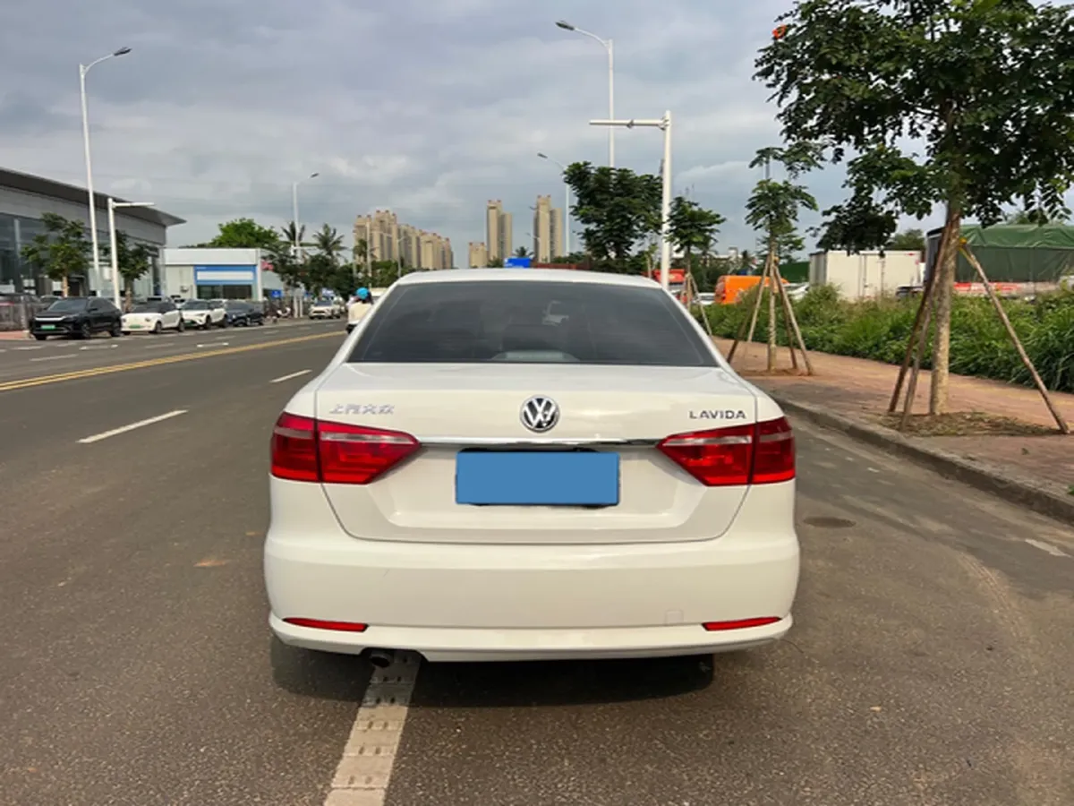 2017 Volkswagen Lavida 1.6L 110HP L4 6AT,autocango,china used car exporter,china ev exporter,chinese used car exporter,chinese used ev exporter
