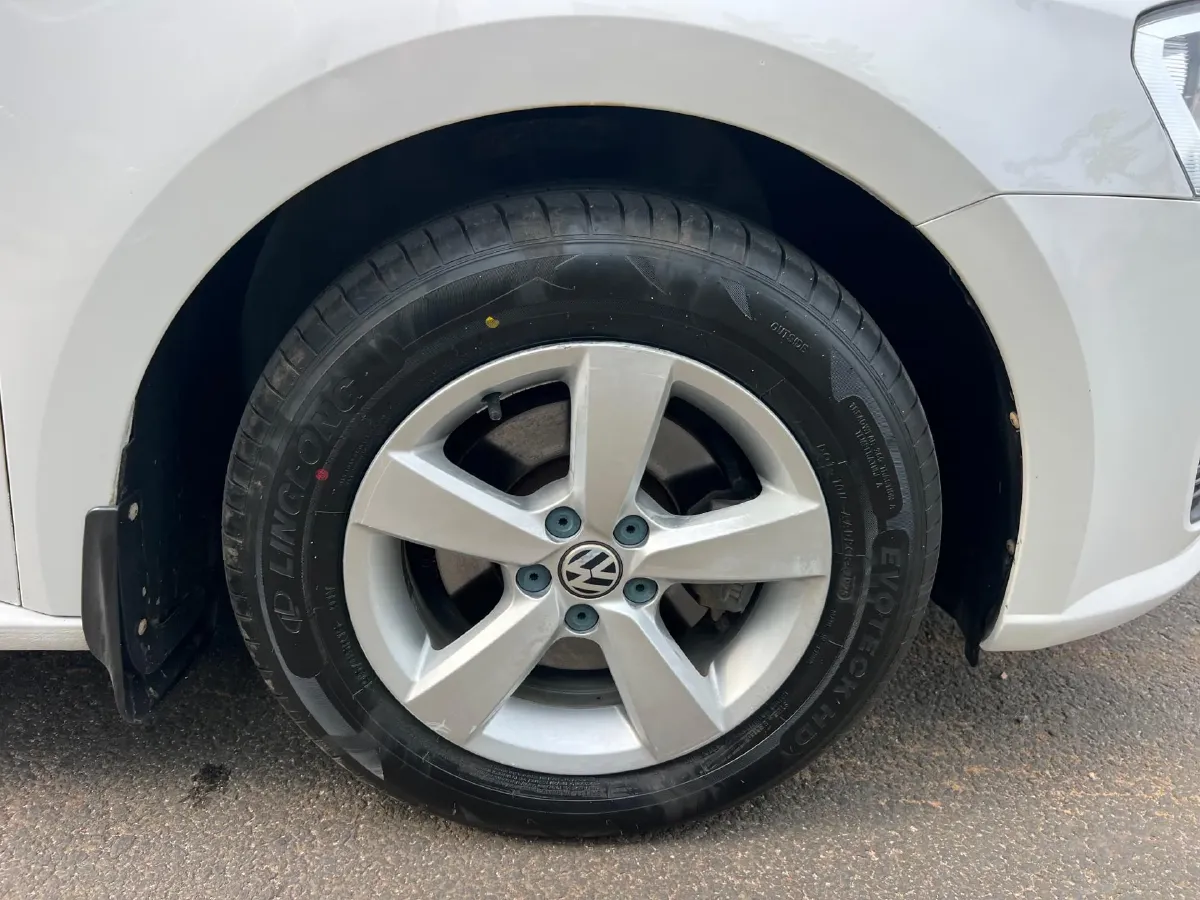 2017 Volkswagen Lavida 1.6L 110HP L4 6AT,autocango,china used car exporter,china ev exporter,chinese used car exporter,chinese used ev exporter