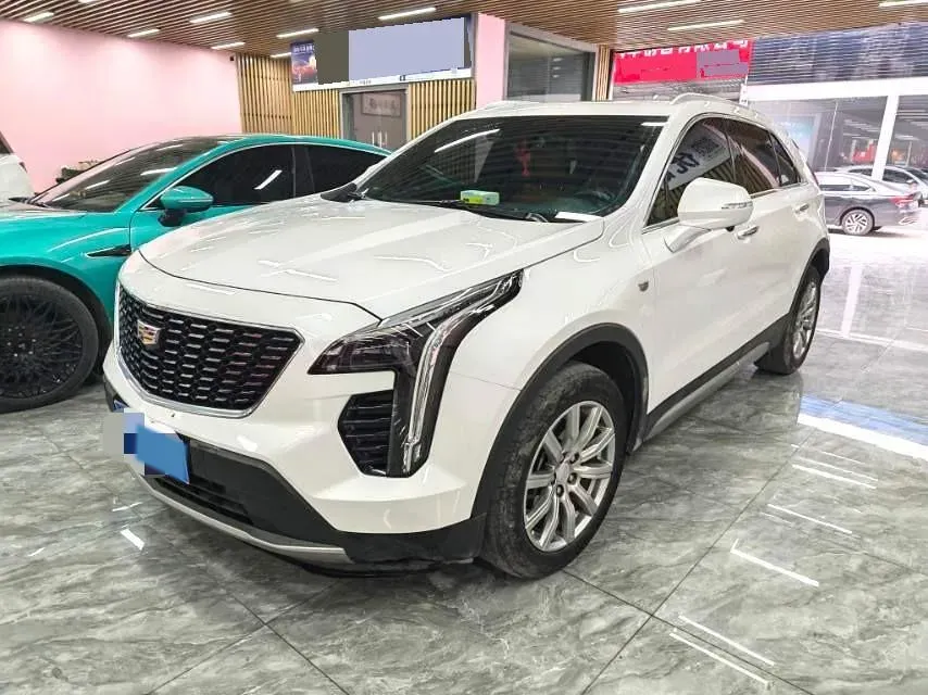 2022 Cadillac XT4 2.0T 237HP L4 9AT,autocango,china used car exporter,china ev exporter,chinese used car exporter,chinese used ev exporter
