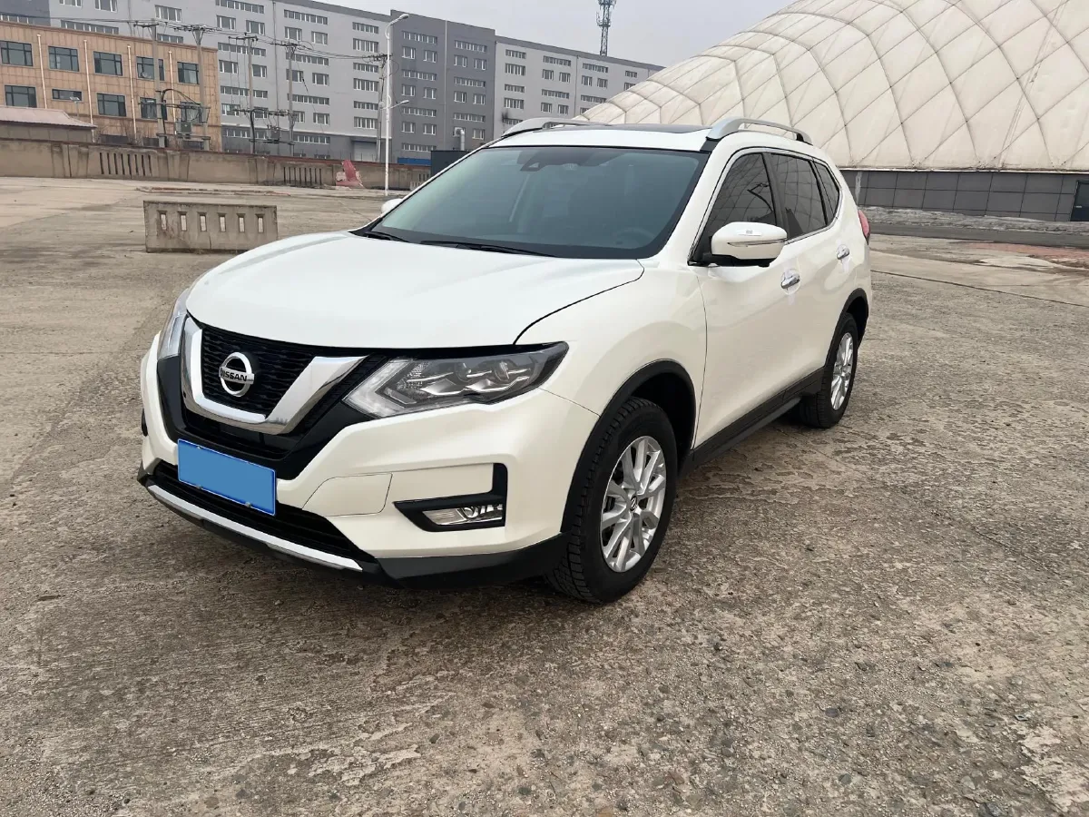 2023 Nissan X-Trail 2.0L 151HP L4 CVT,autocango,china used car exporter,china ev exporter,chinese used car exporter,chinese used ev exporter