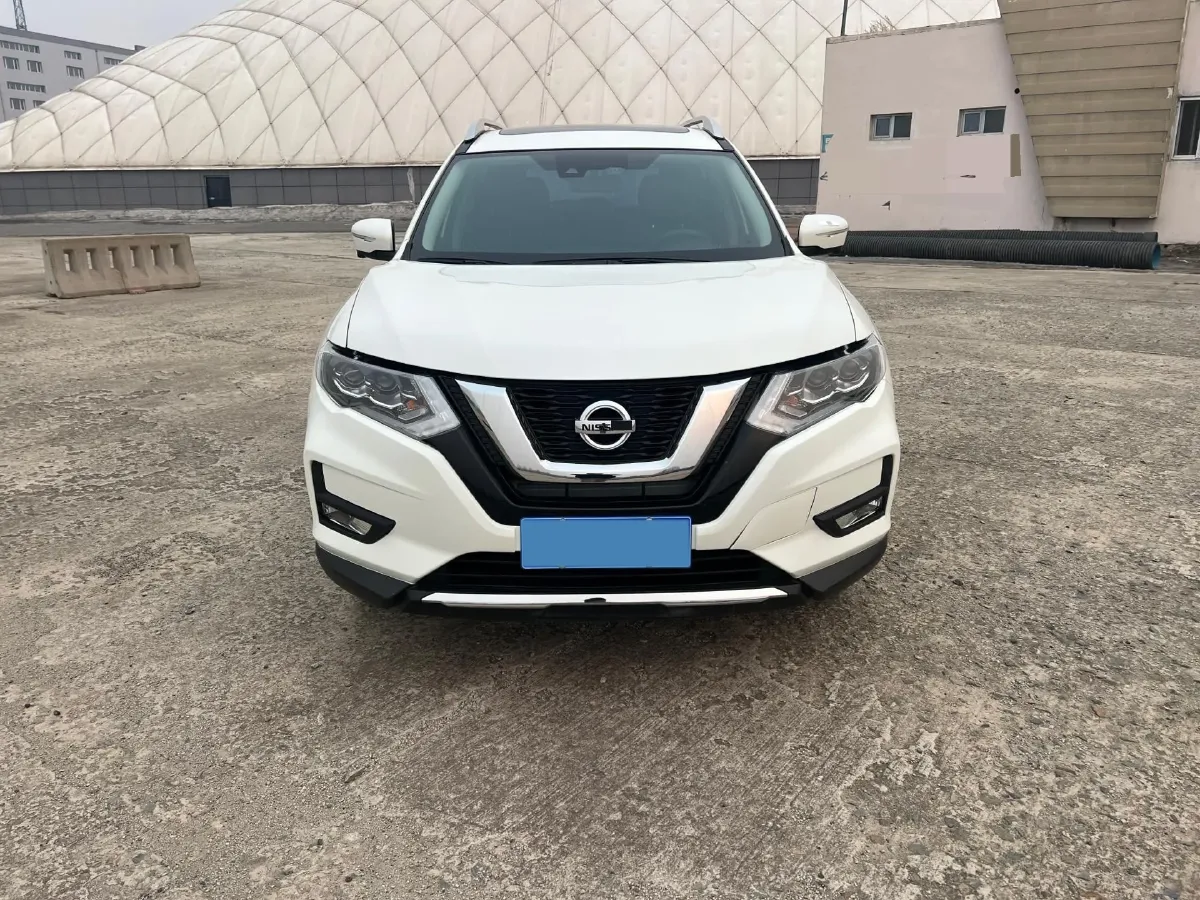 2023 Nissan X-Trail 2.0L 151HP L4 CVT,autocango,china used car exporter,china ev exporter,chinese used car exporter,chinese used ev exporter
