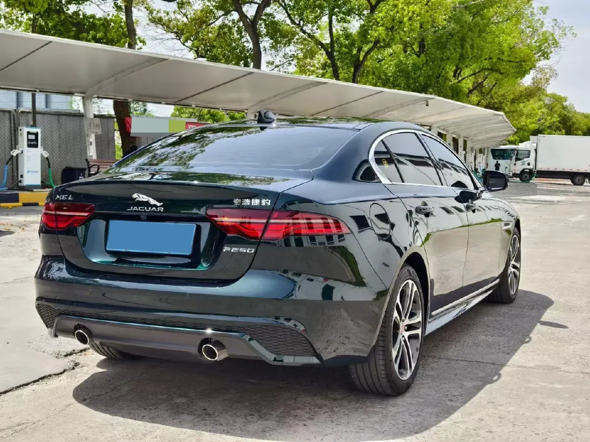 2023 Jaguar XEL 2.0T 250HP L4 8AT,autocango,china used car exporter,china ev exporter,chinese used car exporter,chinese used ev exporter