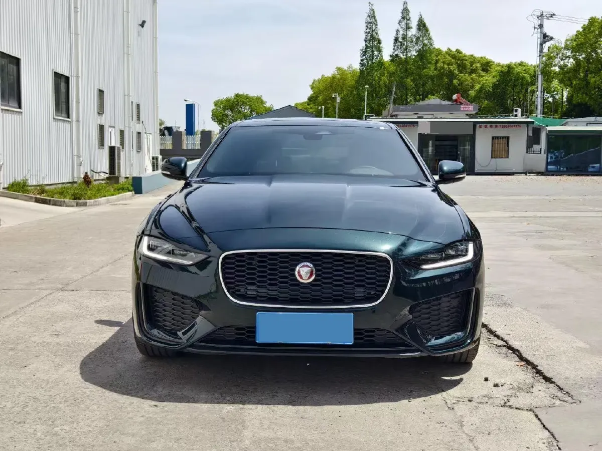 2023 Jaguar XEL 2.0T 250HP L4 8AT,autocango,china used car exporter,china ev exporter,chinese used car exporter,chinese used ev exporter
