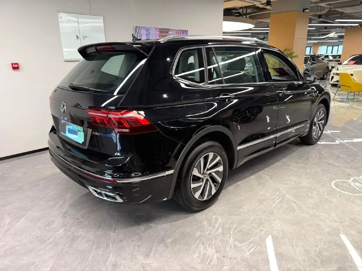 2023 Volkswagen Tiguan L 1.4T 150HP L4 6DCT PHEV 13KWH,autocango,china used car exporter,china ev exporter,chinese used car exporter,chinese used ev exporter