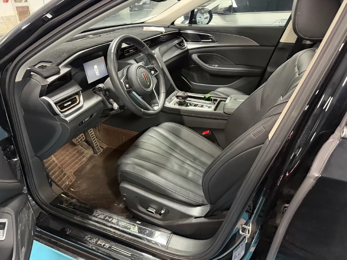 2024 HongQi H5 1.5T 169HP L4 7DCT,autocango,china used car exporter,china ev exporter,chinese used car exporter,chinese used ev exporter