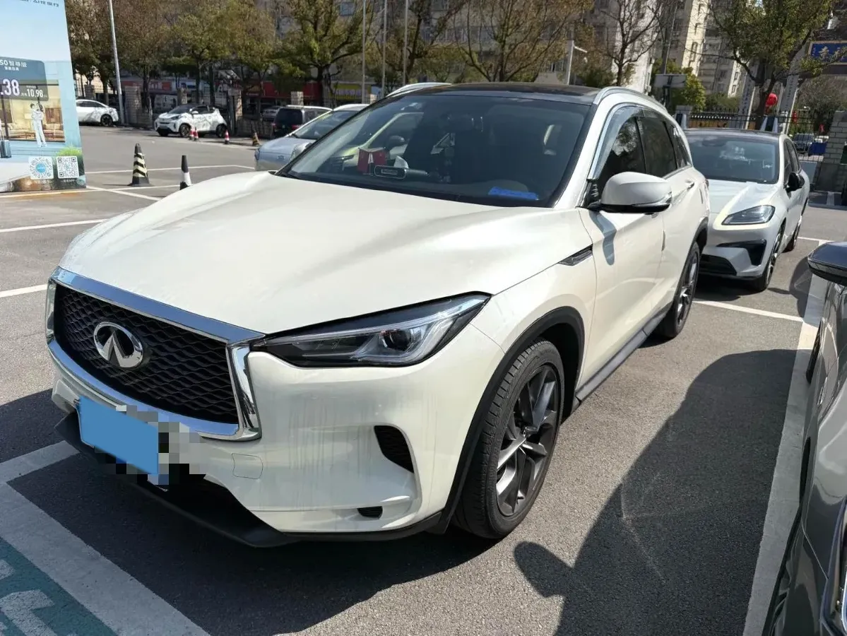 2022 Infiniti QX50 2.0T 245HP L4 CVT,autocango,china used car exporter,china ev exporter,chinese used car exporter,chinese used ev exporter
