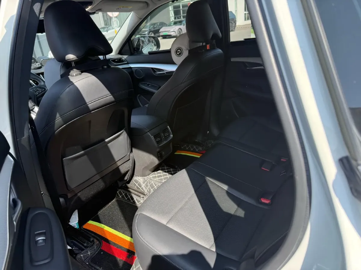 2022 Infiniti QX50 2.0T 245HP L4 CVT,autocango,china used car exporter,china ev exporter,chinese used car exporter,chinese used ev exporter