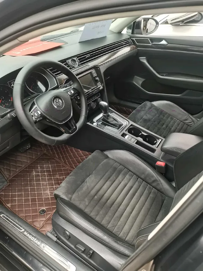 2018 Volkswagen Magotan 1.8T 180HP L4 7DCT,autocango,china used car exporter,china ev exporter,chinese used car exporter,chinese used ev exporter