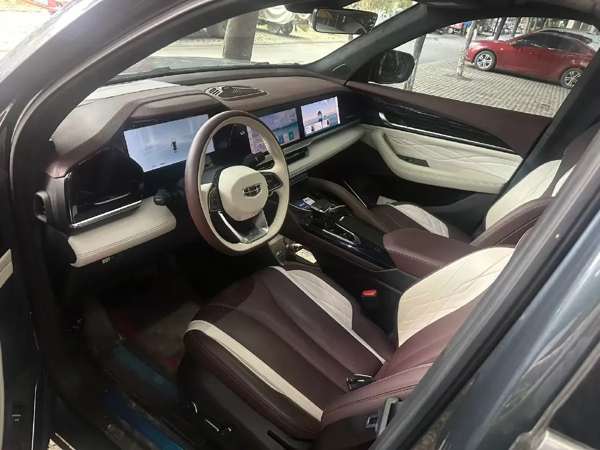 2024 Geely Monjaro 2.0T 238HP L4 8AT,autocango,china used car exporter,china ev exporter,chinese used car exporter,chinese used ev exporter