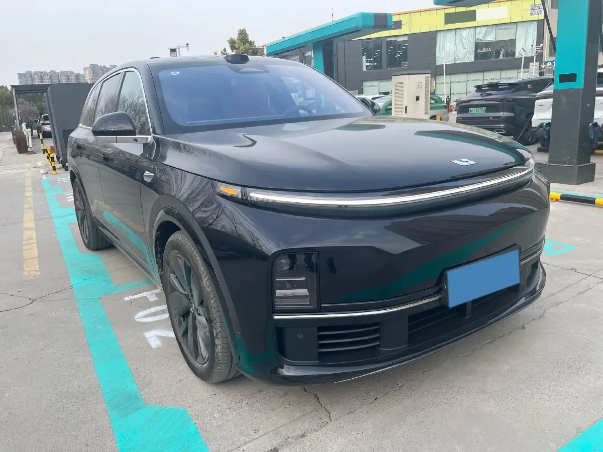 2025 Li L7 Range Extended 154HP REEV,autocango,china used car exporter,china ev exporter,chinese used car exporter,chinese used ev exporter
