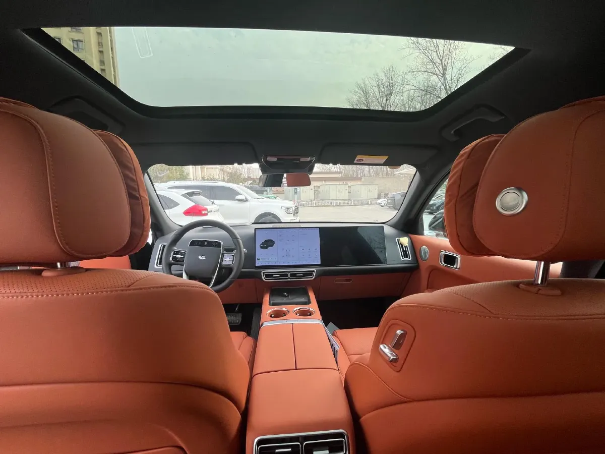 2025 Li L7 Range Extended 154HP REEV,autocango,china used car exporter,china ev exporter,chinese used car exporter,chinese used ev exporter