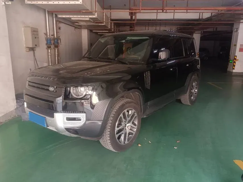 2023 Land Rover Defender 3.0T 400HP L6 8AT,autocango,china used car exporter,china ev exporter,chinese used car exporter,chinese used ev exporter