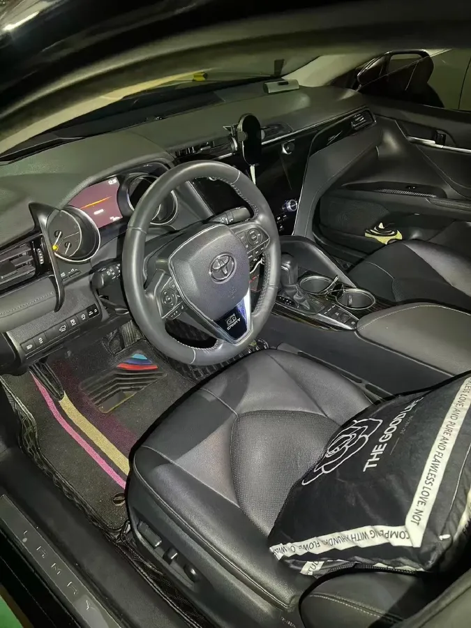 2019 Toyota Camry 2.5L 209HP L4 8AT,autocango,china used car exporter,china ev exporter,chinese used car exporter,chinese used ev exporter