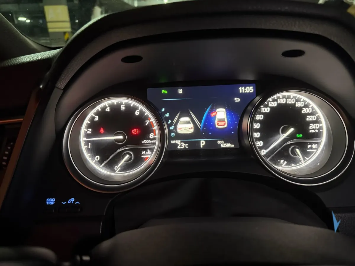 2019 Toyota Camry 2.5L 209HP L4 8AT,autocango,china used car exporter,china ev exporter,chinese used car exporter,chinese used ev exporter