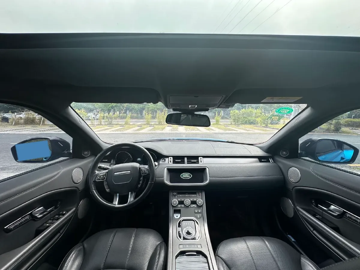 2018 Land Rover Range Rover Evoque 2.0T 241HP L4 9AT,autocango,china used car exporter,china ev exporter,chinese used car exporter,chinese used ev exporter